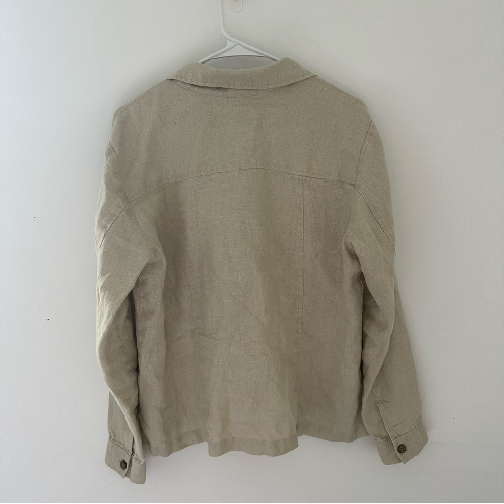 JH Collectibles Neutral Beige Linen Button-Front Shirt - Picture 8 of 10